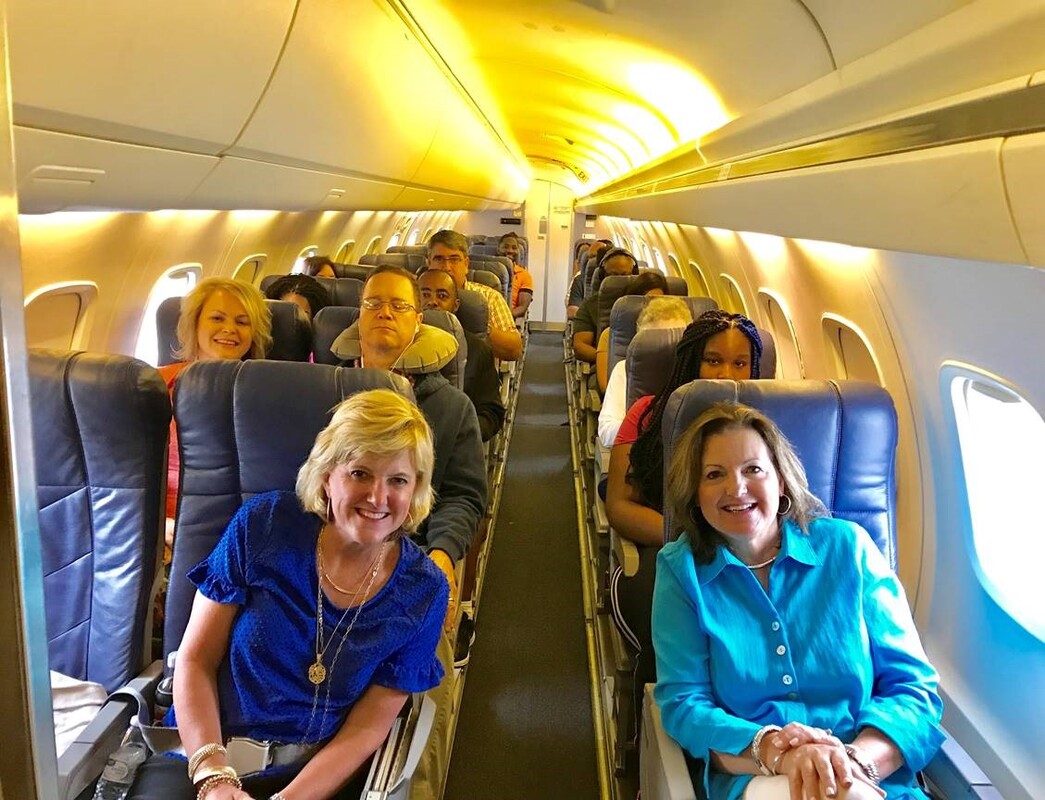 Contour airplane with people on board